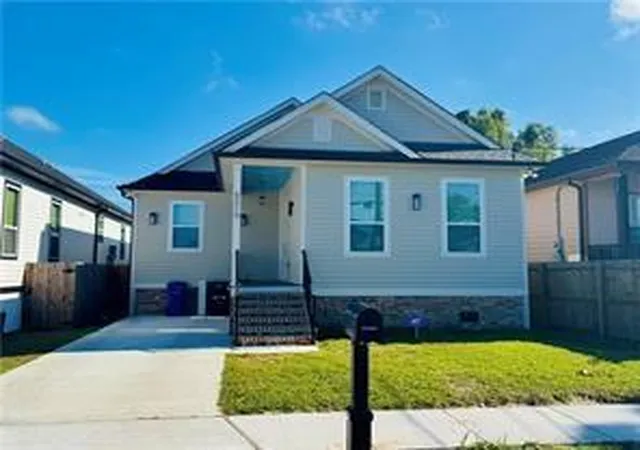 1st image of 5319 Painters St, New Orleans, LA 70122 | MLS# 2536002