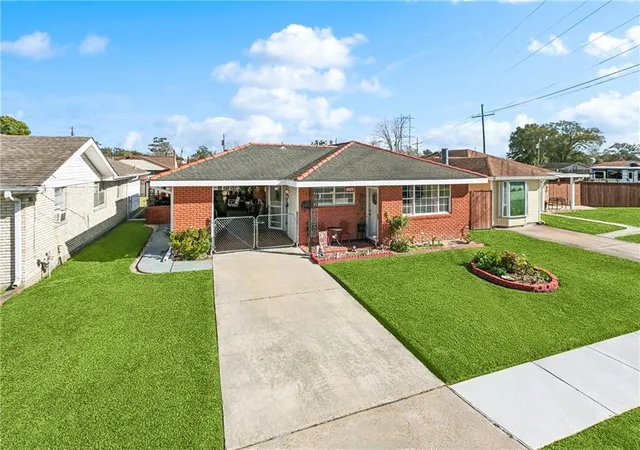 2nd image of 1749 Robin Dr, Marrero, LA 70072 | MLS# 2538848