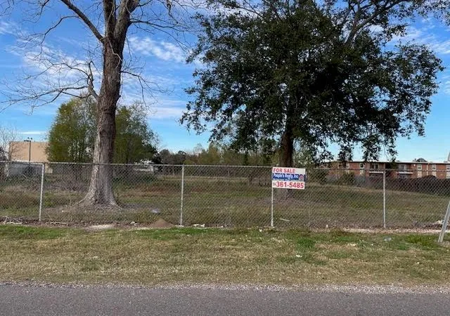 3rd image of 141 Friedrichs Rd, Gretna, LA 70056 | MLS# 2538899