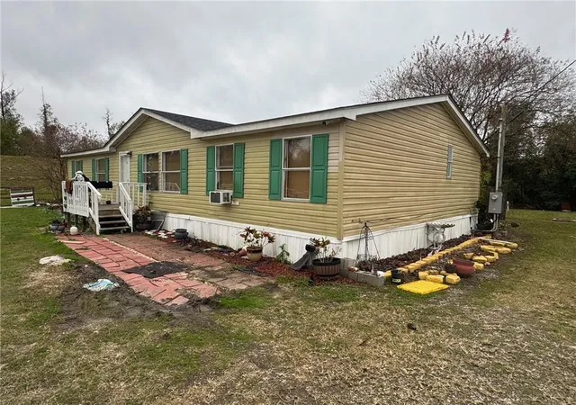 Homes for sale in Belle Chasse, LA | 12887 Hwy 23, Belle Chasse, LA 70037 | MLS# 2534213
