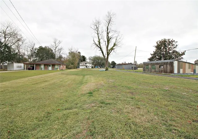 Photo 1 of Land for sale at 102 Oak Aly Ct, Belle Chasse, LA 70037 | MLS# 2538975 | Listing updated on 2026-07-20