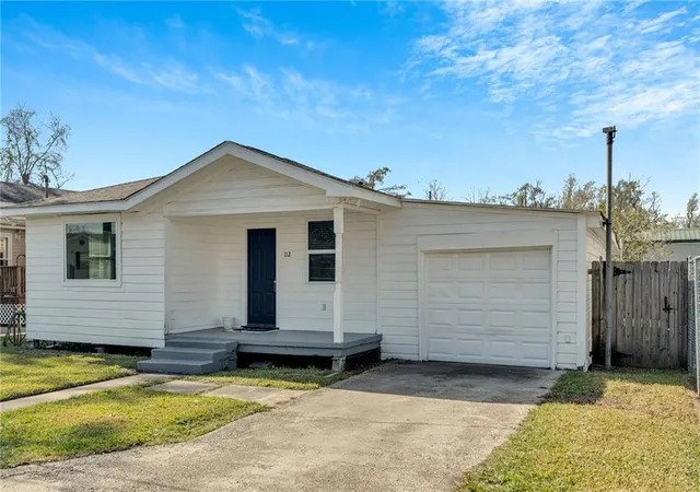 Homes for sale in Boutte, LA | 112 Evans St, Boutte, LA 70039 | MLS# 2539351