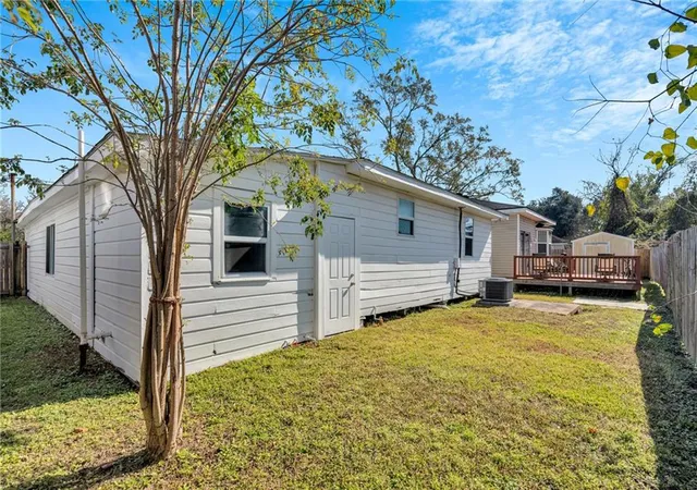 Homes for sale in Boutte, LA | 112 Evans St, Boutte, LA 70039 | MLS# 2539351