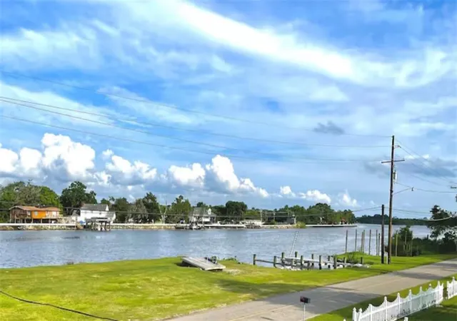 2nd image of 9486 Barataria Blvd, Marrero, LA 70072 | MLS# 2539400