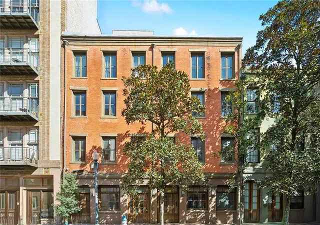 1st image of 431/433 Gravier St, New Orleans, LA 70130 | MLS# 2539231