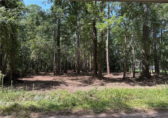 Photo 2 of Land for sale at 2678 Lucille Dr, Lacombe, LA 70445 | MLS# 2539656 | Listing updated on 2026-07-21