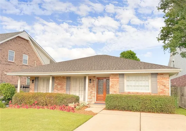 Homes for sale in Metairie, LA | 4909 Kennedy St, Metairie, LA 70006 | MLS# 2539777