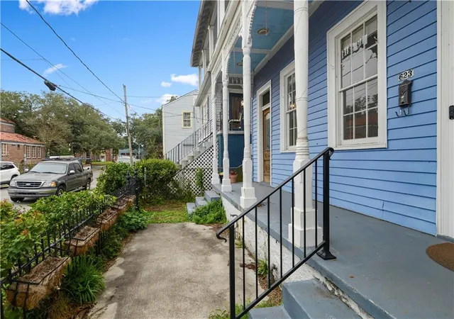 Homes for sale in New Orleans, LA | 623 Olivier St, New Orleans, LA 70114 | MLS# 2539660