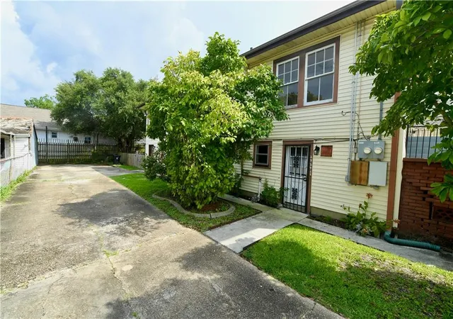 2nd image of 2929 Leonidas St, New Orleans, LA 70118 | MLS# 2538600
