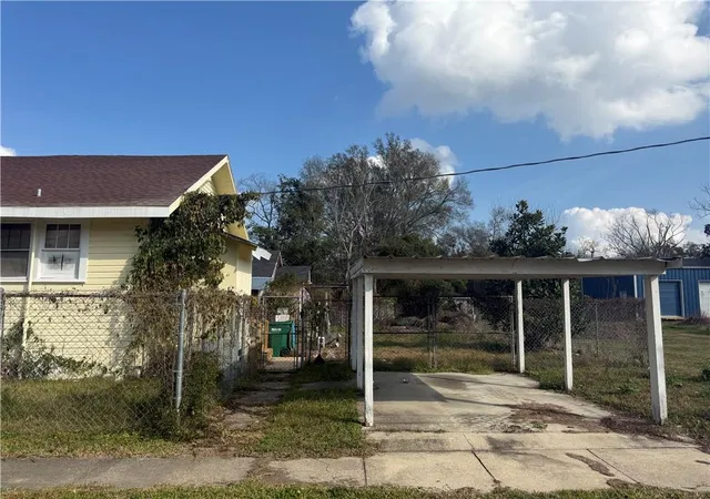 Homes for sale in Hammond, LA | 600 E Merry Ave, Hammond, LA 70403 | MLS# 2539873