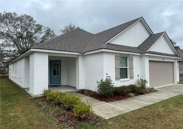 Photo 2 of Single family home for sale at 7843 Joe Lynn Trl, Denham Springs, LA 70726 | MLS# 2539640 | Listing updated on 2026-07-18