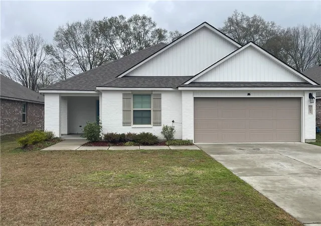 Photo 3 of Single family home for sale at 7843 Joe Lynn Trl, Denham Springs, LA 70726 | MLS# 2539640 | Listing updated on 2026-07-18