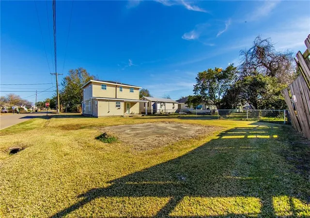 Homes for sale in Houma, LA | 524 Engeron St, Houma, LA 70363 | MLS# 2539892