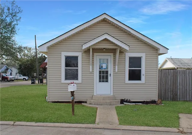 1st image of 813 Williams Ave, Houma, LA 70364 | MLS# 2539967