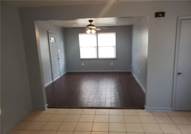 Homes for sale in New Orleans, LA | 2119 21 Robin St, New Orleans, LA 70122 | MLS# 2539796