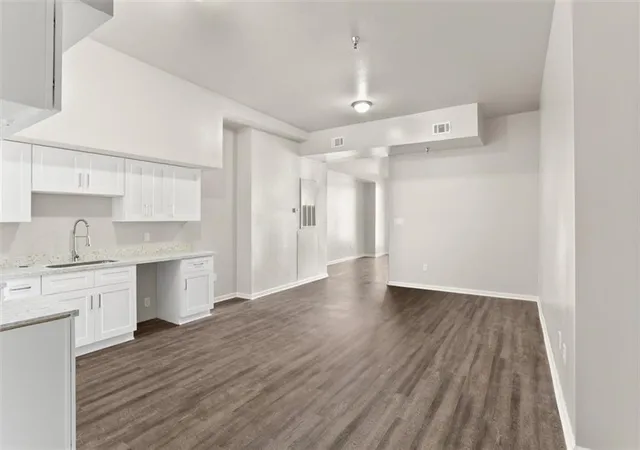 3rd image of 1824 Oretha Castle Haley Blvd #404, New Orleans, LA 70113 | MLS# 2538009