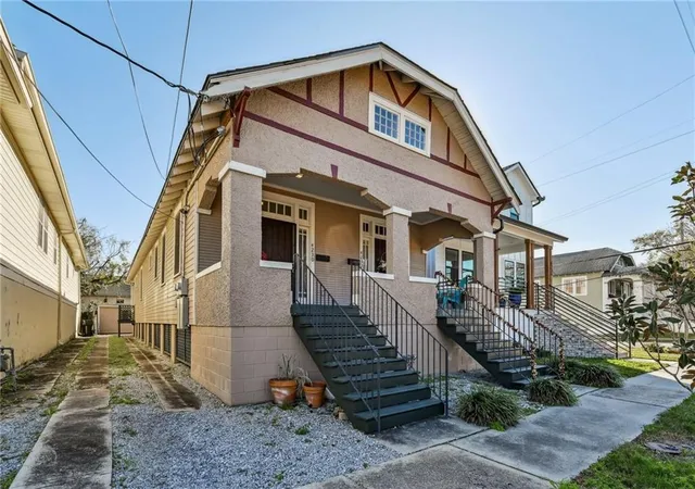 Homes for sale in New Orleans, LA | 4230 S Johnson St, New Orleans, LA 70125 | MLS# 2540589