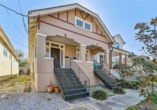 Homes for sale in New Orleans, LA | 4230 S Johnson St, New Orleans, LA 70125 | MLS# 2540589