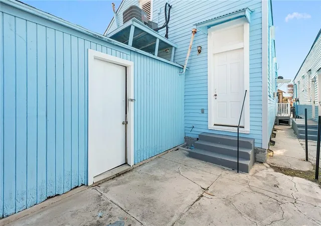 23rd image of 2215 2217 Dumaine St, New Orleans, LA 70119 | MLS# 2540190