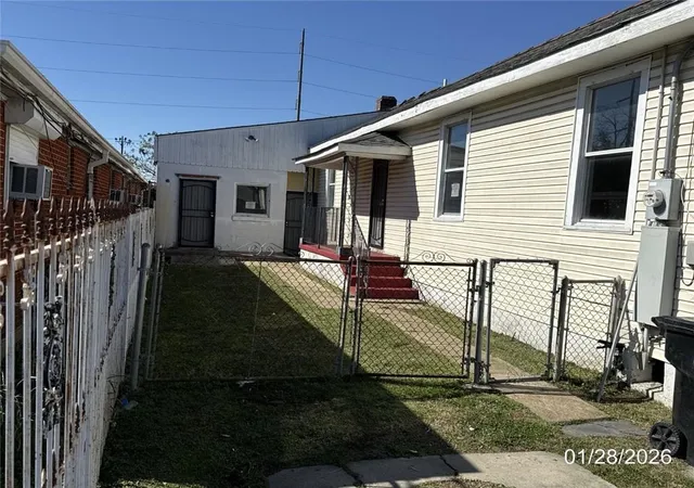 Homes for sale in New Orleans, LA | 2520 Annette St, New Orleans, LA 70119 | MLS# 2540690