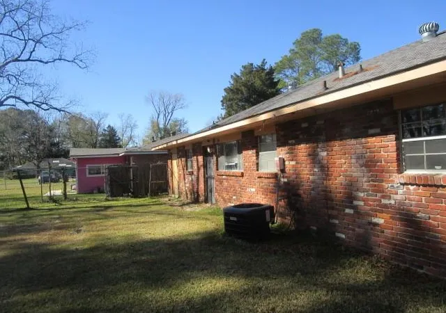 Homes for sale in Baton Rouge, LA | 7144 Perimeter Dr, Baton Rouge, LA 70812 | MLS# 2540789