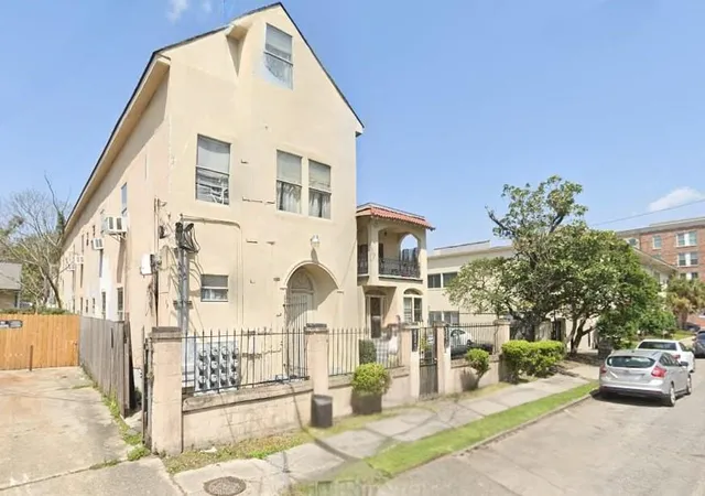 13th image of 2127 Carondelet St, New Orleans, LA 70130 | MLS# 2541471