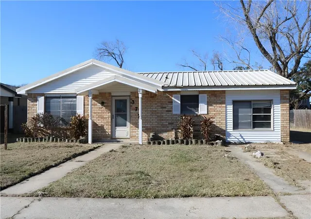 Photo 2 of Sale Pending at 377 Shadow Ln, La Place, LA 70068 | MLS# 2541224 | Listing updated on 2026-07-30