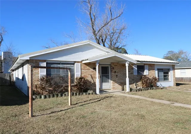 Photo 4 of Sale Pending at 377 Shadow Ln, La Place, LA 70068 | MLS# 2541224 | Listing updated on 2026-07-30