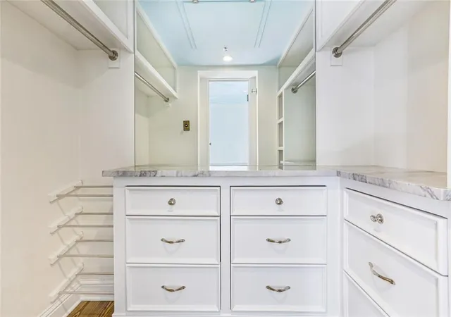 2nd image of 936 Conti St, New Orleans, LA 70112