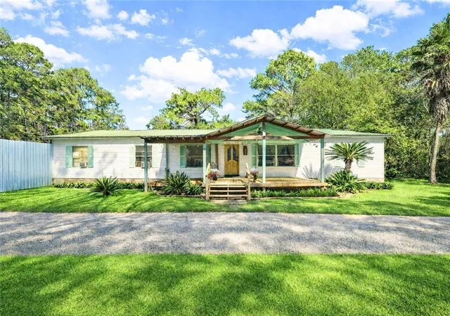 Homes for sale in Folsom, LA | 550 Stonehill Rd, Folsom, LA 70437 | MLS# 2541467