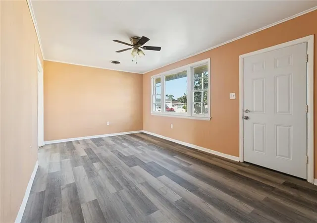 Homes for sale in New Orleans, LA | 2038 Lauradale Dr, New Orleans, LA 70114 | MLS# 2542268