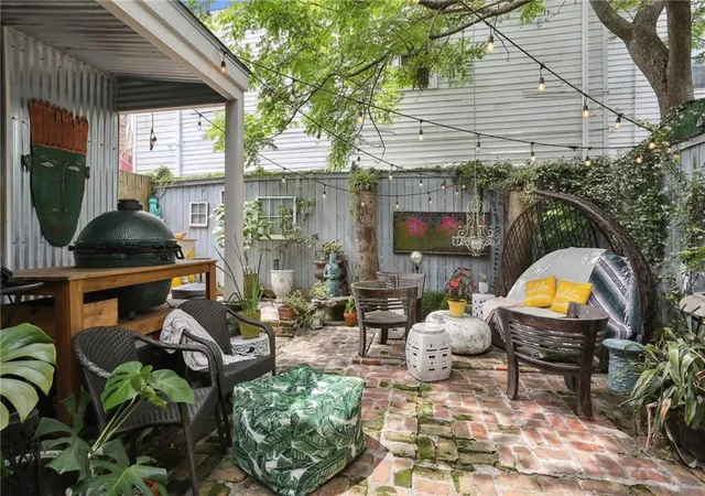 2nd image of 1130 Fourth St, New Orleans, LA 70130