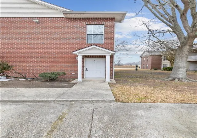 Homes for sale in Baton Rouge, LA | 1500 Brightside Dr #B8, Baton Rouge, LA 70820 | MLS# 2542465