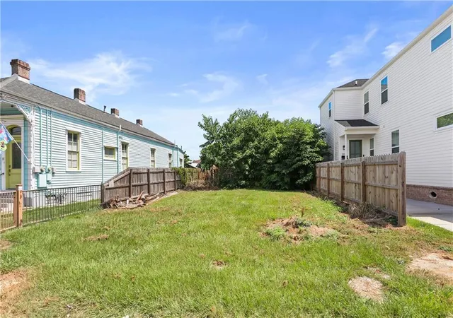 Land for sale at 2015 7th Street, New Orleans, LA 70115 | MLS# 2541400