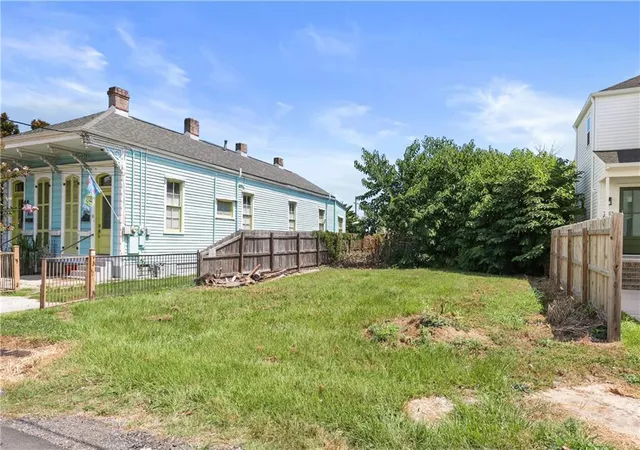 Photo 2 of Land for sale at 2015 7th Street, New Orleans, LA 70115 | MLS# 2541400 | Listing updated on 2026-02-12