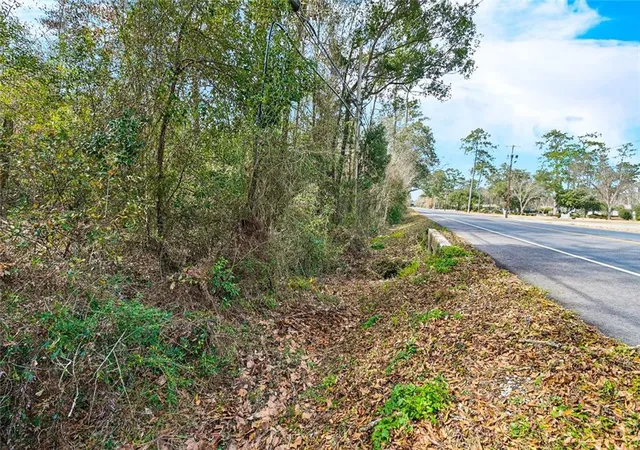 Photo 2 of Land for sale at 2357 W 21st Avenue, Covington, LA 70433 | MLS# 2542787 | Listing updated on 2026-08-26