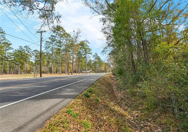 Photo 2 of Land for sale at 2357 W 21st Avenue, Covington, LA 70433 | MLS# 2542787 | Listing updated on 2026-08-26
