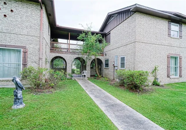 Photo 1 of Single family home for sale at 528 Legendre Dr, Slidell, LA 70460 | MLS# 2542550 | Listing updated on 2026-08-28