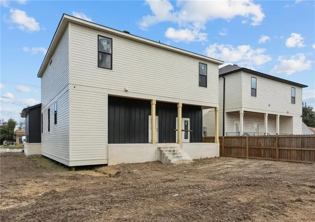 Homes for sale in New Orleans, LA | 2406 Prentiss Ave, New Orleans, LA 70122 | MLS# 2543092