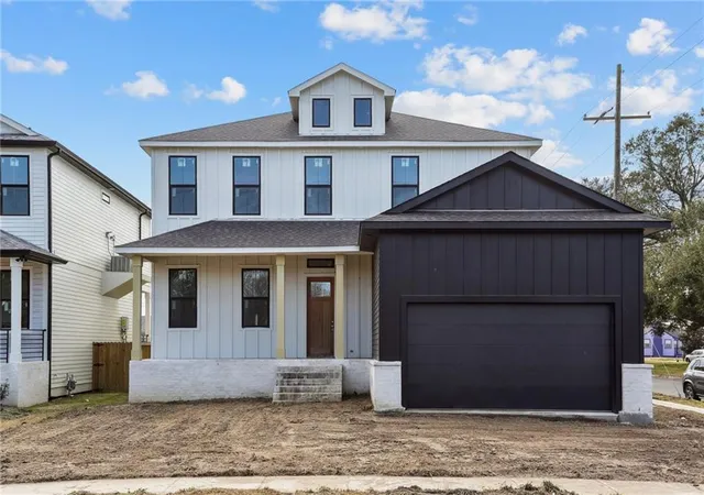 Homes for sale in New Orleans, LA | 2406 Prentiss Ave, New Orleans, LA 70122 | MLS# 2543092