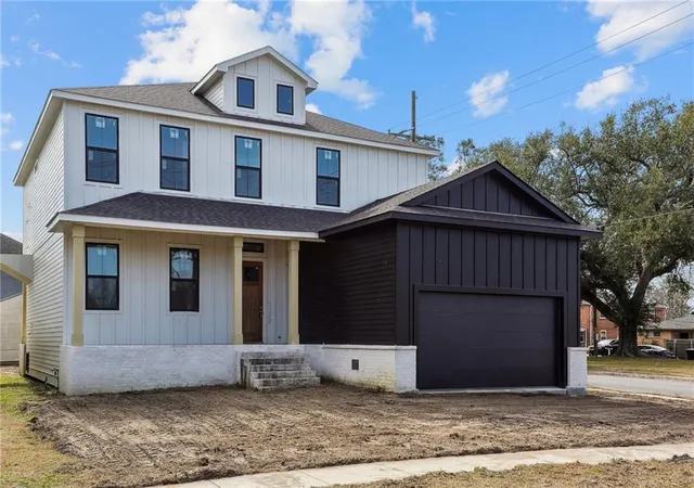 Homes for sale in New Orleans, LA | 2406 Prentiss Ave, New Orleans, LA 70122 | MLS# 2543092