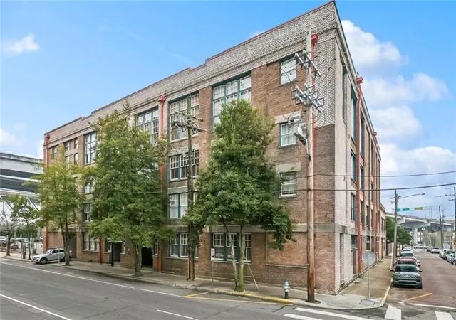 Homes for sale in New Orleans, LA | 1111 S Peters St, New Orleans, LA 70130