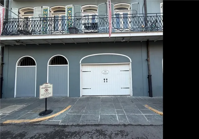 4th image of 936 Conti St, New Orleans, LA 70112