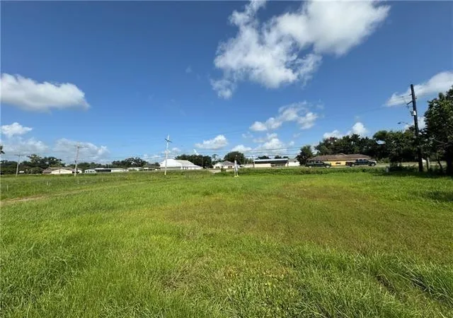 Homes for sale in Paradis, LA | 15123 Hwy 90 Hwy, Paradis, LA 70080 | MLS# 2543372