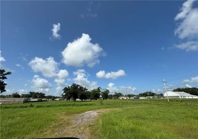 Homes for sale in Paradis, LA | 15123 Hwy 90 Hwy, Paradis, LA 70080 | MLS# 2543372