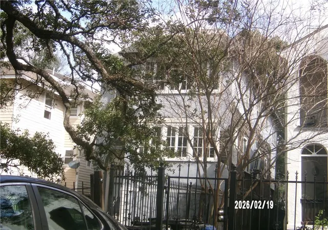 Homes for sale in New Orleans, LA | 3215 Louisiana Avenue Pkwy, New Orleans, LA 70125 | MLS# 2542584