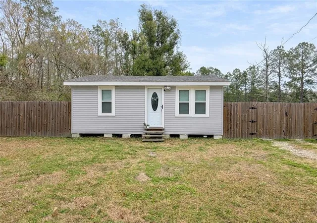 Homes for sale in Ponchatoula, LA | 38552 Lees Landing Rd, Ponchatoula, LA 70454 | MLS# 2543588