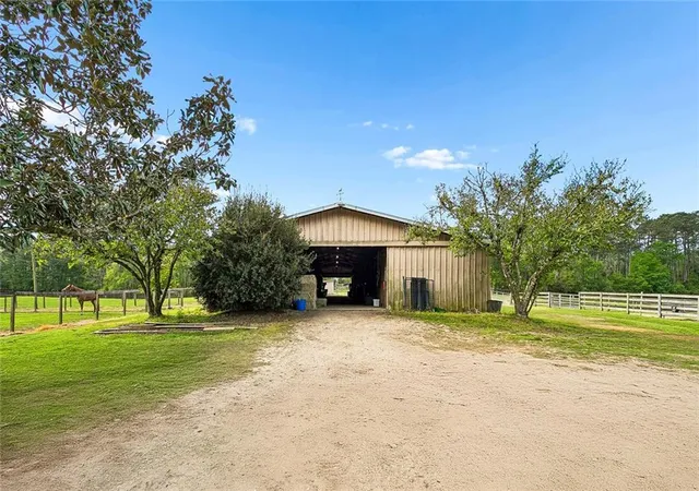 Homes for sale in Folsom, LA | 14712 Graci Rd, Folsom, LA 70437 | MLS# 2543454