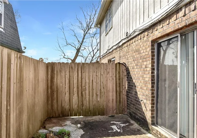Homes for sale in Metairie, LA | 5236 Quincy Street, Metairie, LA 70003 | Houzeo