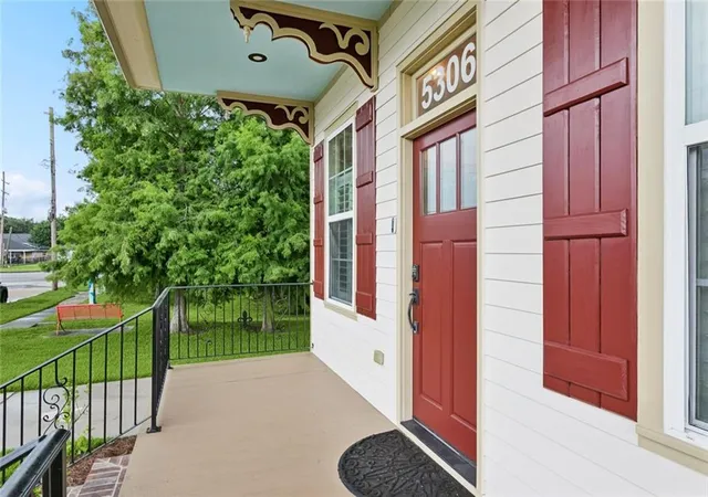 Homes for sale in New Orleans, LA | 5306 Wildair Dr, New Orleans, LA 70122 | MLS# 2543901